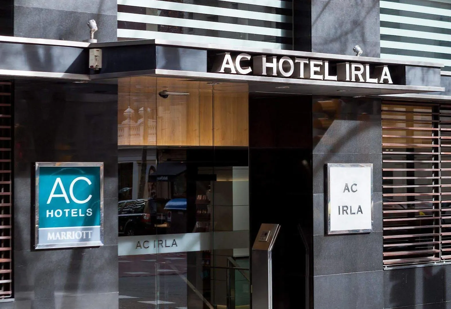 Ac Hotel Irla By Marriott Барселона